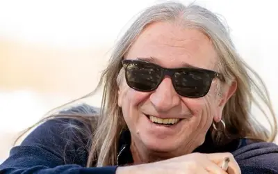 Letras de Rosendo Mercado: Flojos de Pantalón y su profundo significado