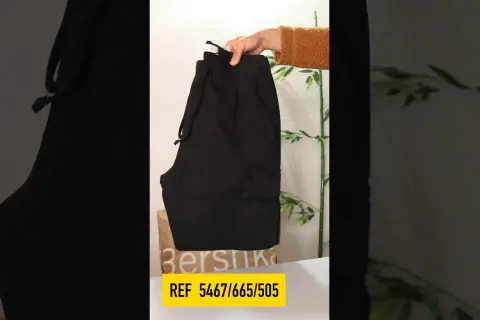 Los mejores pantalones cargo hombre Bershka que no te puedes perder