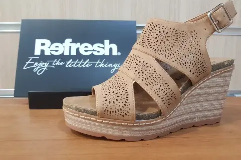 Encuentra los mejores modelos de zapatos Refresh para tu estilo diario