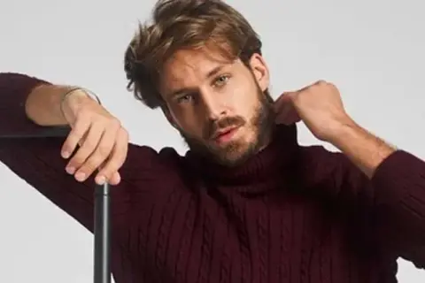 Outfit cuello alto hombre: ideas para lucir elegante y moderno