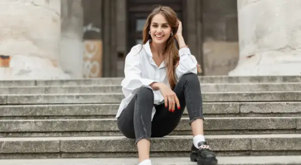 Outfits con mocasines mujer: crea looks irresistibles y cómodos